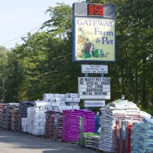 Gateway Farm & Pet sign and outdoor garden supplies